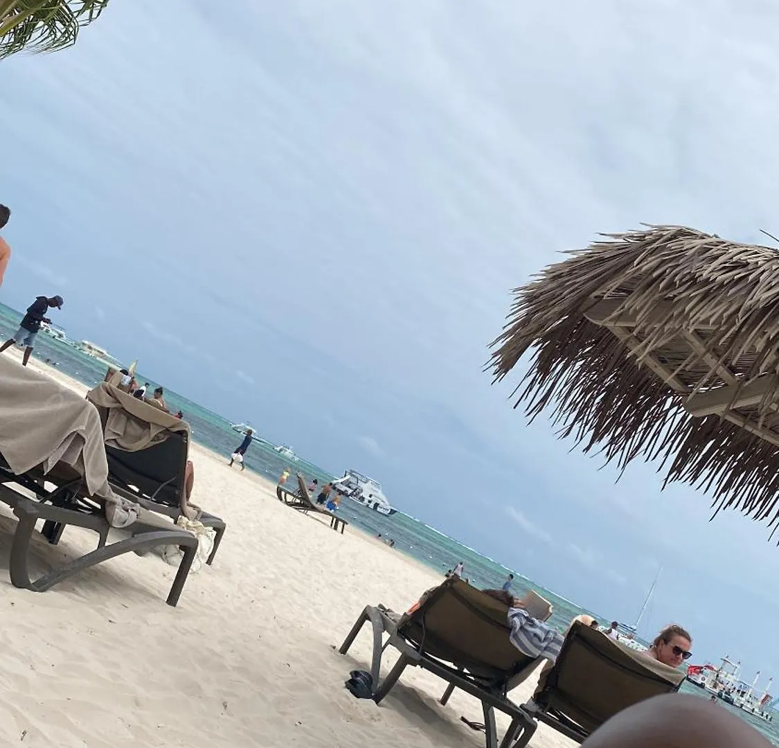 Madonna Pool Beach Los Corales Пунта-Кана Апартаменты